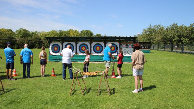 TIR A L'ARC EN EXTERIEUR