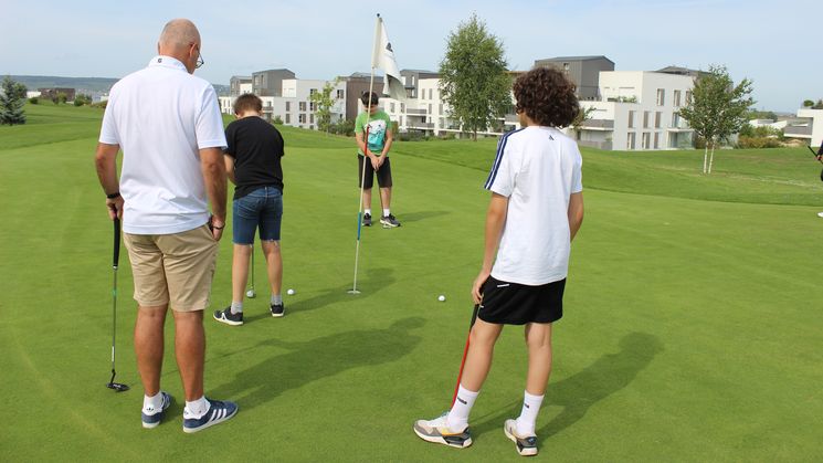 GOLF